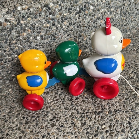 Pull-Along Duck Toy Set - Multicolor - vintage Tomy - Picture 5 of 6